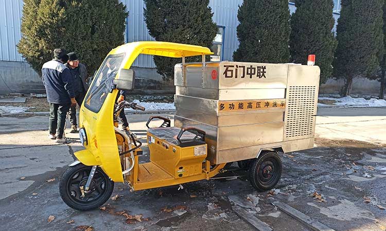 環(huán)衛(wèi)高壓清洗車(chē)