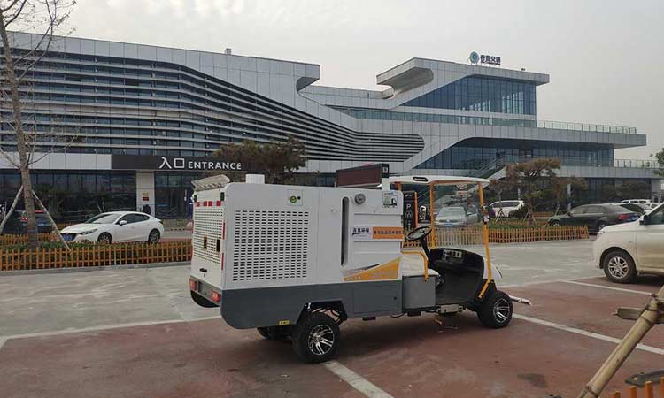 環(huán)衛(wèi)高壓清洗車(chē)