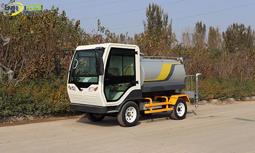 什么樣的綠化灑水車(chē)適合校園使用