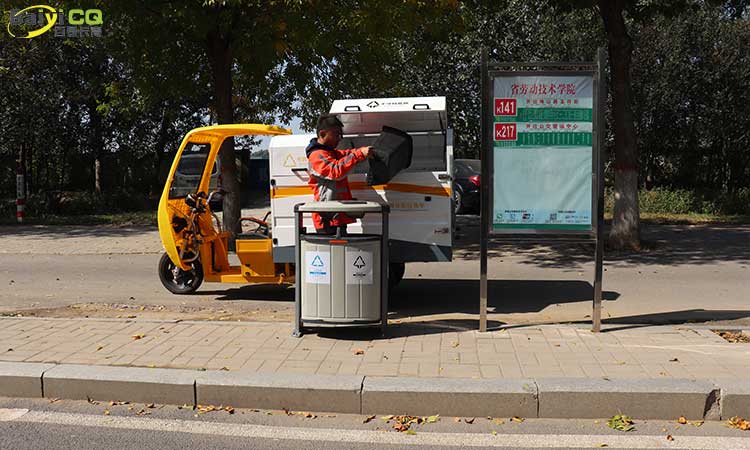 電動垃圾清運(yùn)車