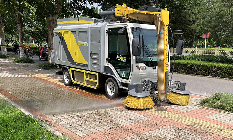 吸樹(shù)葉的設(shè)備