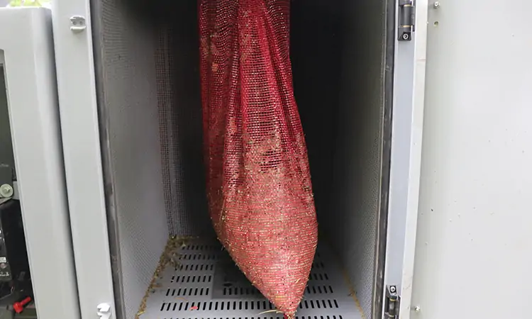 三輪樹(shù)葉收集車