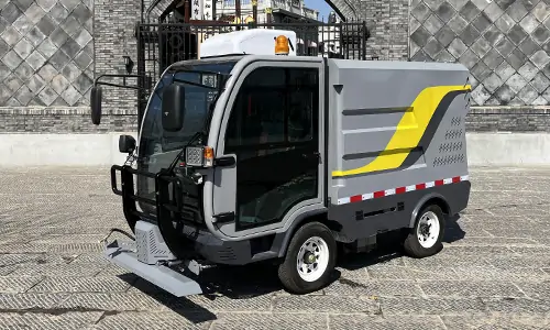 城市窗口輔道、人行道、墻體廣告清潔總是不徹底？可以了解一下小型純電動高壓清洗車！