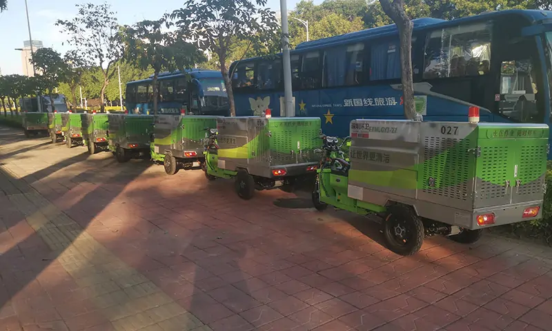 百易多功能小型高壓清洗車抵達(dá)深圳某環(huán)衛(wèi)公司-順利交接，讓世界更清潔！