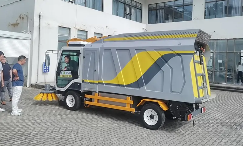 樹葉收集車的魅力在哪里？看完這篇文章，您就會了解樹葉收集車的獨特魅力