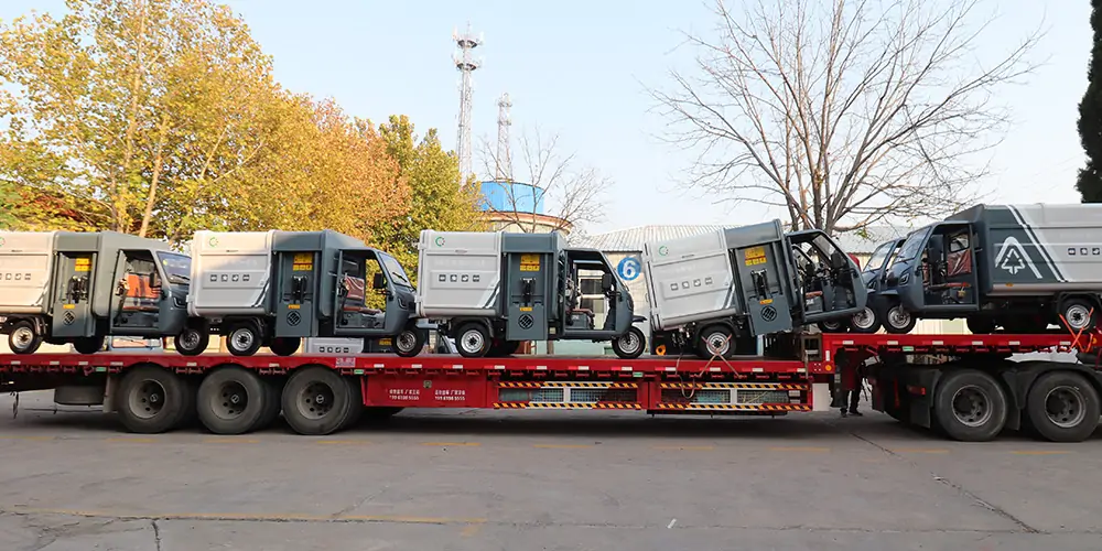 垃圾車(chē) 自卸式垃圾車(chē) 環(huán)衛(wèi)車(chē)?yán)?chē) 電動(dòng)垃圾車(chē) 掛桶垃圾車(chē)