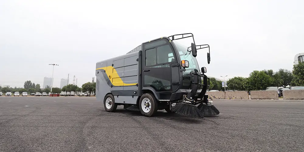 清掃車 電動(dòng)掃地車 廠區(qū)掃地車 園區(qū)掃路車 景區(qū)清掃車