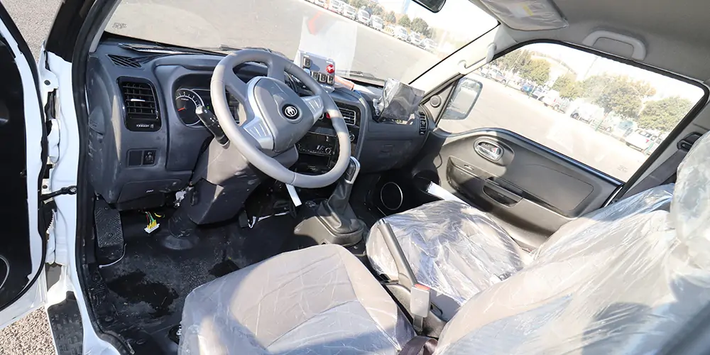 吸樹(shù)葉的機(jī)器 新型樹(shù)葉收集車(chē) 電動(dòng)樹(shù)葉專(zhuān)用收集車(chē) 樹(shù)葉收集一體車(chē) 吸入式樹(shù)葉收集車(chē) 破碎樹(shù)葉收集車(chē)