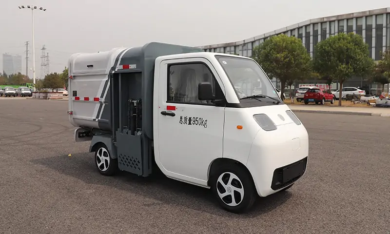 新能源四輪垃圾清運車：高效環(huán)保，助力城市清潔