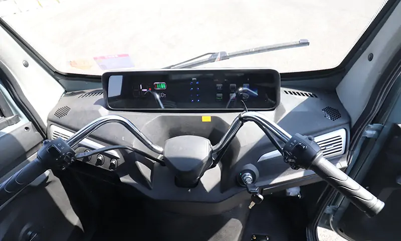 電動(dòng)垃圾車 掛桶垃圾車 三輪垃圾車 小型垃圾車 自卸垃圾車