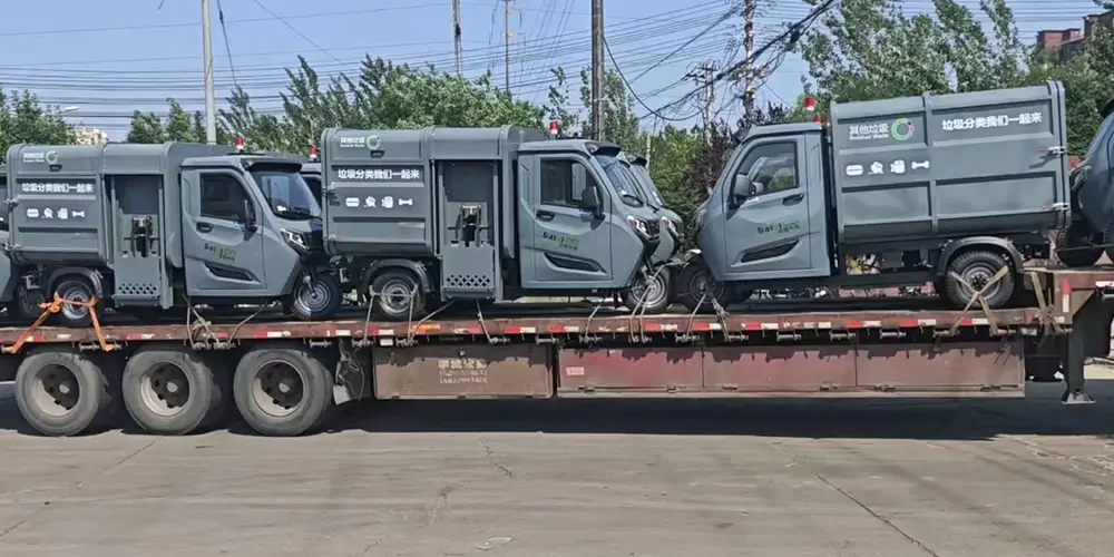 新能源側裝式垃圾清運車，側裝垃圾車，垃圾車，新能源垃圾車