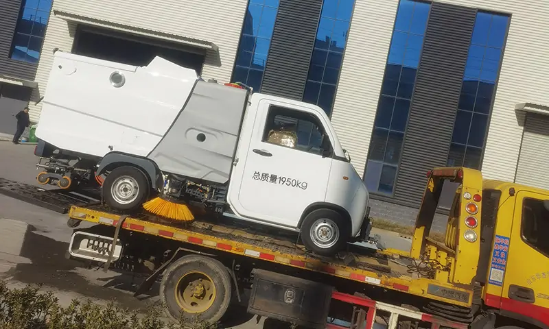 新能源洗掃車正式到崗山東環(huán)衛(wèi) 打造高效低碳新型清潔模式